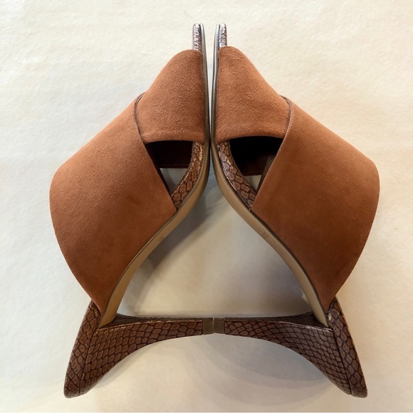 VINCE CAMUTO Rehnya Leather Heeled Sandal in Warm Caramel (8M) - Picture 4 of 17